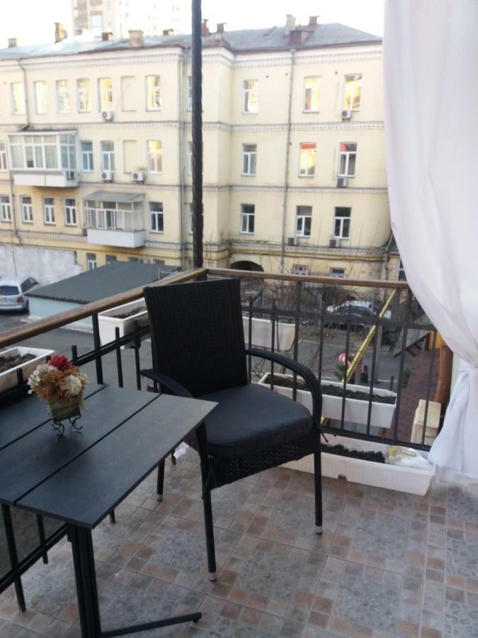 Apartment U Lidii In Center Of Kiev Near Railways Station Номер фото